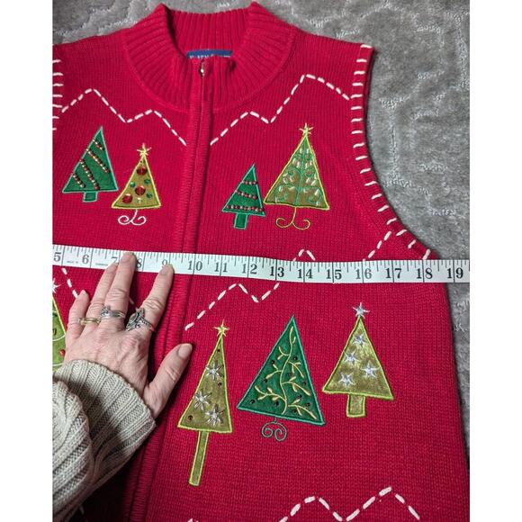 Karen Scott Christmas Tree Sweater Vest WOMENS SMALL red full zip festive ugly - Picture 9 of 9
